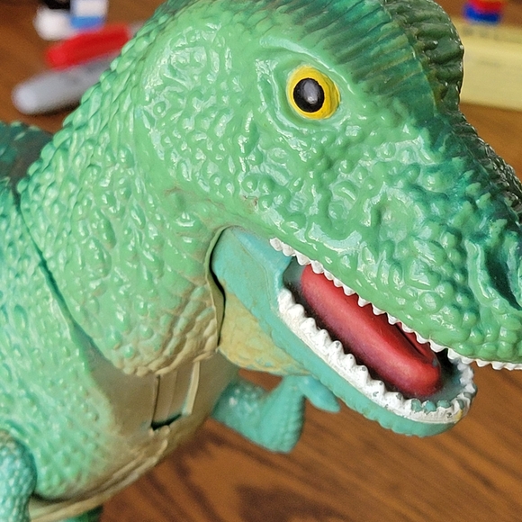 Vintage 1987 Playskool Definitely Dinosaurs Spinosaurus & T-Rex Set - Picture 13 of 14